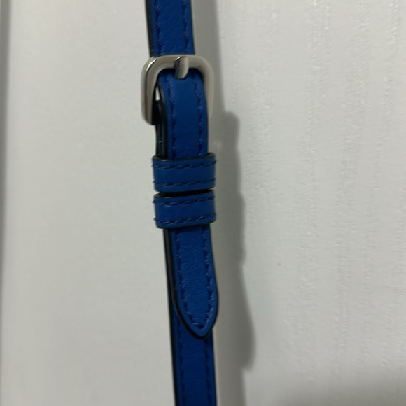 Marc Jacobs Women’s Blue Leather Small Crossbody in Great Condition 10”x8” - Picture 3 of 7